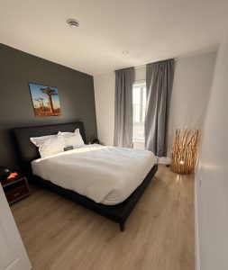 Modern 1BR Pool Gym Parking | Near Old Quebec