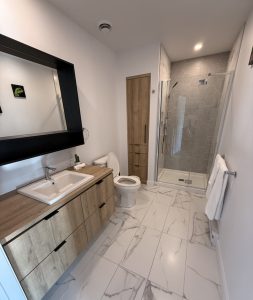 Fully Furnished Executive 1 Bedroom Apartment in Quebec City