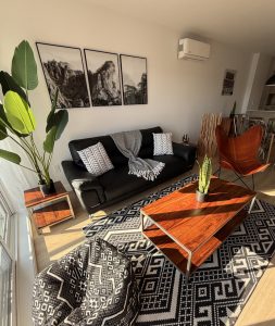 Fully Furnished Executive 1 Bedroom Apartment in Quebec City
