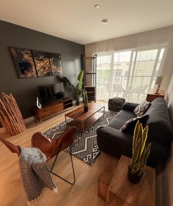 Relocation Serviced 1 Bedroom Apartment in Quebec City