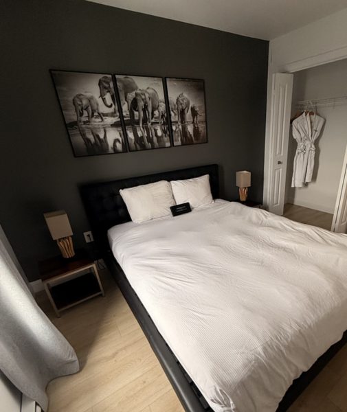 Modern 2BR Pool Gym Parking | Near Old Quebec