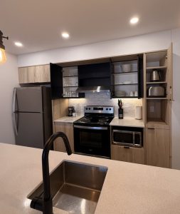 Modern 2BR Pool Gym Parking | Near Old Quebec