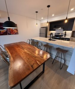 Modern 2BR Pool Gym Parking | Near Old Quebec