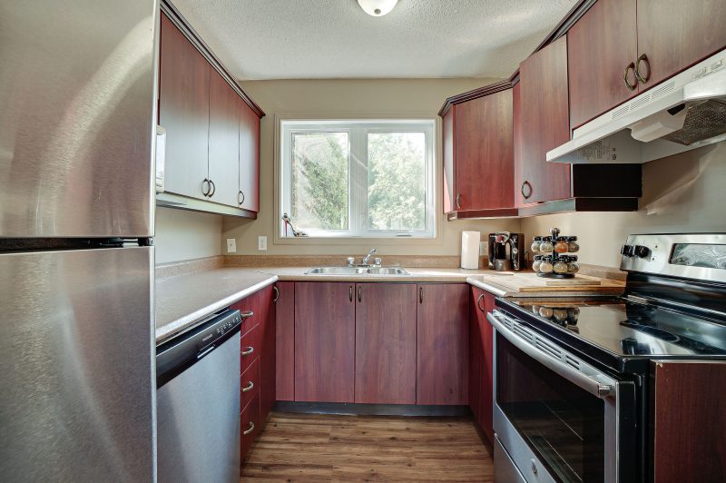 Cute 3-Bedroom Town house near Downtown Ottawa